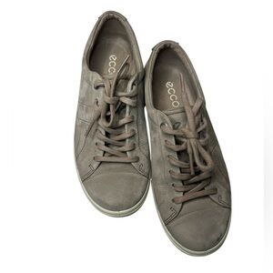 ECCO Women's Taupe Leather Sneakers